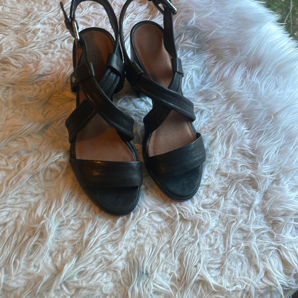 Black Women's Strappy Sandals - Classic Everyday Style